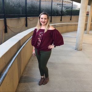 Meet your Posher, Hailey